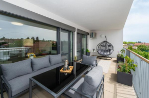 Fully equipped Apartments with Terraces, Free garage parking, Netflix & AC - by Apartmány Šlapanice cz